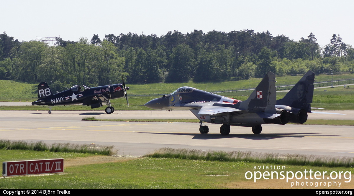 56 - Polish Air Force Mikoyan-Gurevich MiG-29A (9-12A) Fulcrum at Berlin-Schönefeld International Airport (SXF/EDDB) taken by Björn Treike | openspotter.org | ID: 16205