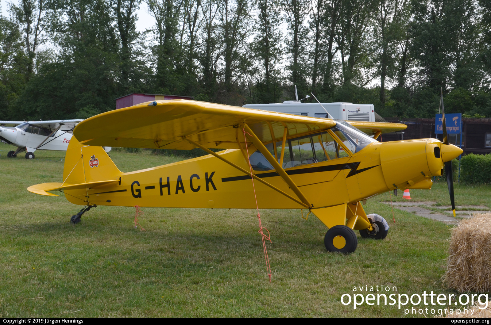 G-HACK - Private / Untitled Piper PA-18-150 Super Cub at Flugplatz Bienenfarm (EDOI) taken by Jürgen Hennings | openspotter.org | ID: 62107