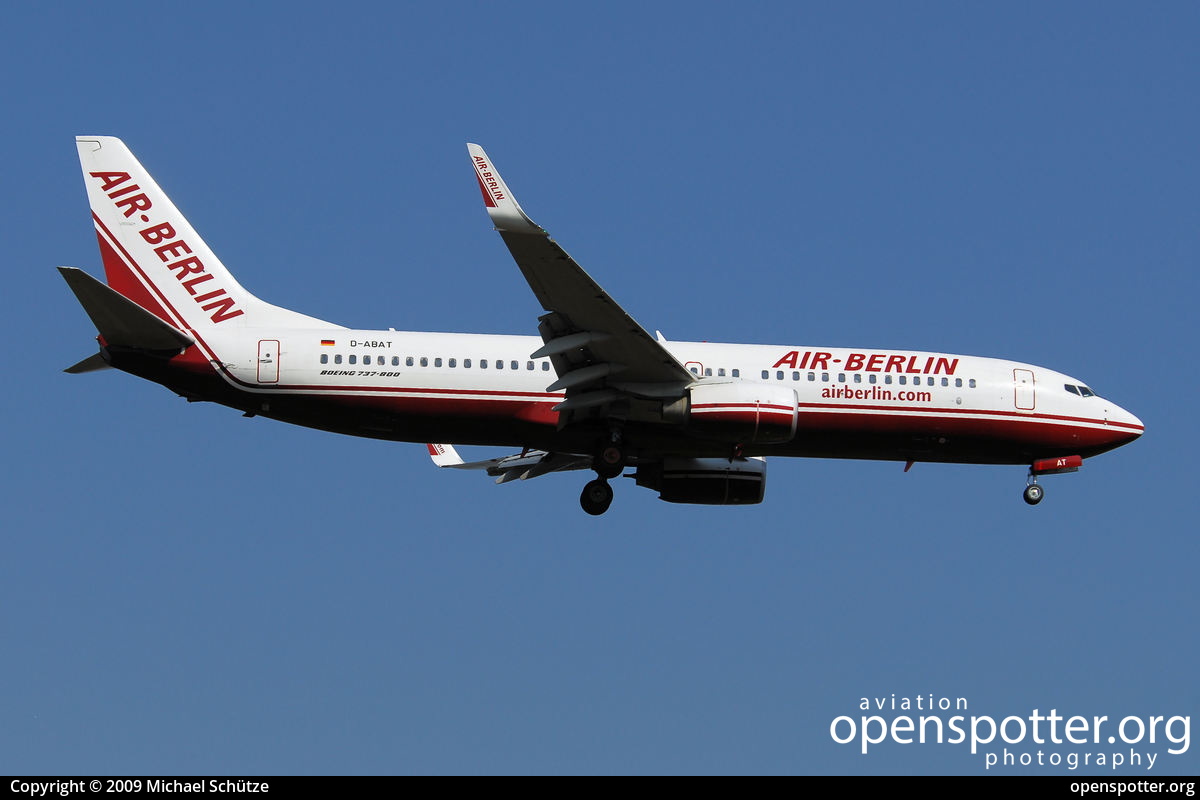 D-ABAT - Air Berlin Boeing 737-86J(WL) at Berlin-Tegel Airport (TXL/EDDT) taken by Michael Schütze | openspotter.org | ID: 10173