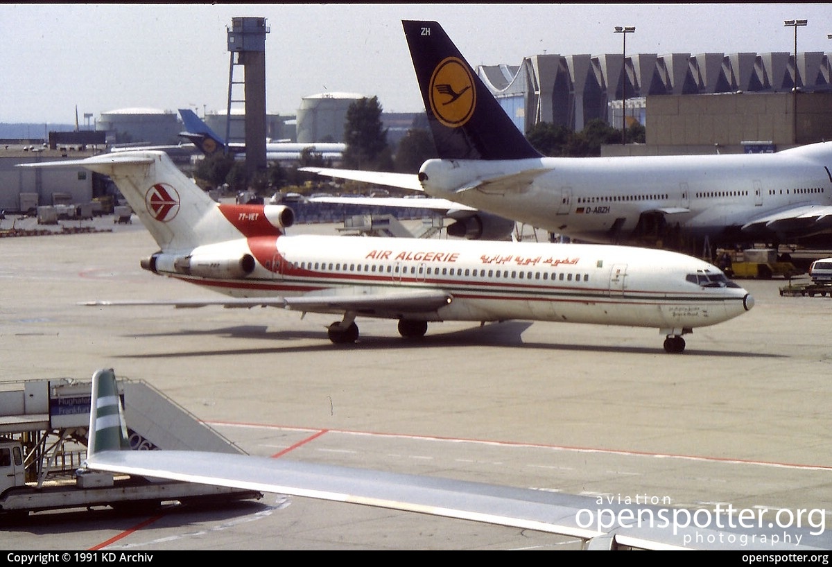 7T-VET - Air Algérie Boeing 727-2D6 Adv at Frankfurt International Airport (FRA/EDDF) taken by KD Archiv | openspotter.org | ID: 61240