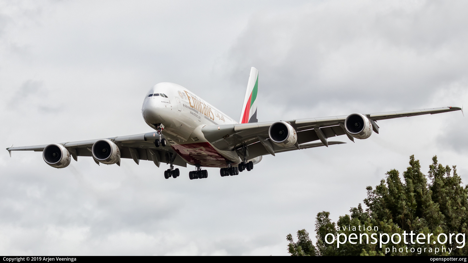A6-EUW - Emirates Airbus A380-842 at London Heathrow Airport (LHR/EGLL) taken by Arjen Veeninga | openspotter.org | ID: 68100