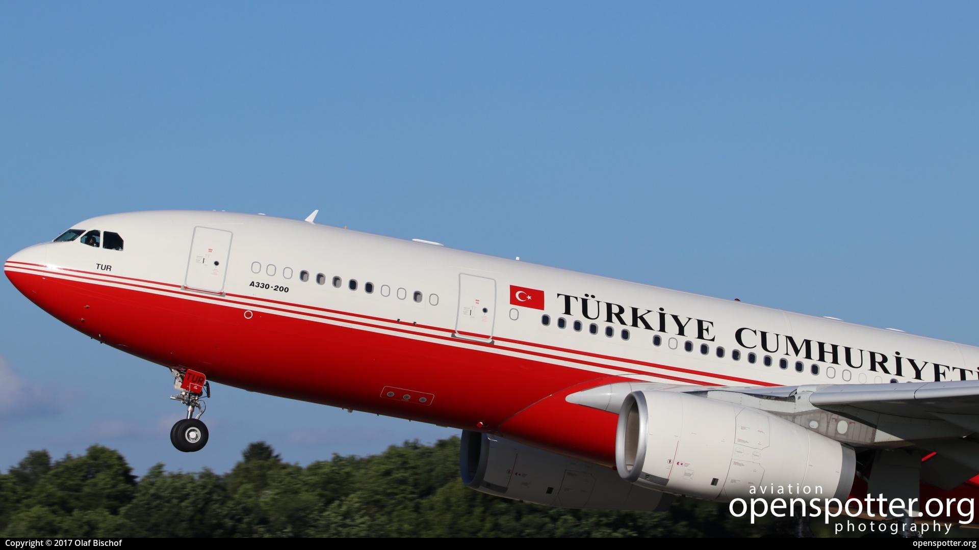 TC-TUR - Turkish Air Force Airbus A330-243 Prestige at Hamburg Airport (Fuhlsbüttel Airport) (HAM/EDDH) taken by Olaf Bischof | openspotter.org | ID: 45144