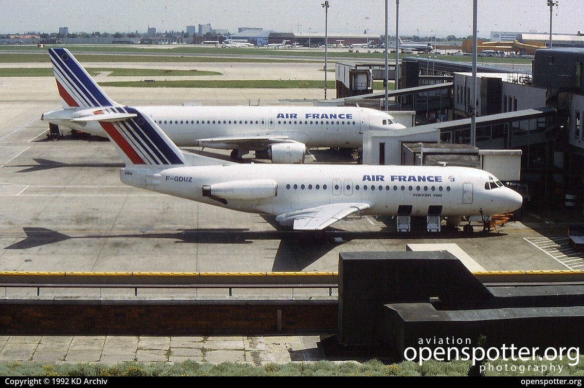 F-GDUZ - Air France Fokker F28-4000 Fellowship at London Heathrow Airport (LHR/EGLL) taken by KD Archiv | openspotter.org | ID: 62057