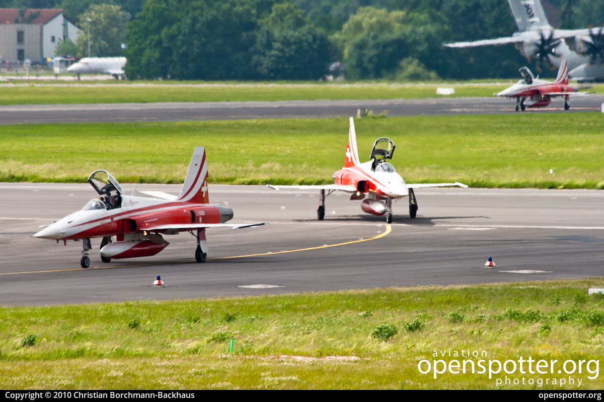 J-3085 - Swiss Air Force Northrop F-5E Tiger II    at Berlin-Schönefeld International Airport (SXF/EDDB) taken by Christian Borchmann-Backhaus | openspotter.org | ID: 18