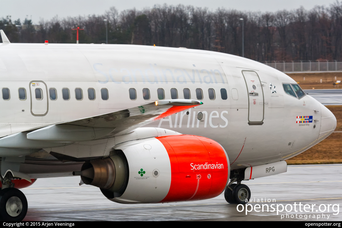 LN-RPG - Scandinavian Airlines Boeing 737-683 at Frankfurt International Airport (FRA/EDDF) taken by Arjen Veeninga | openspotter.org | ID: 38737