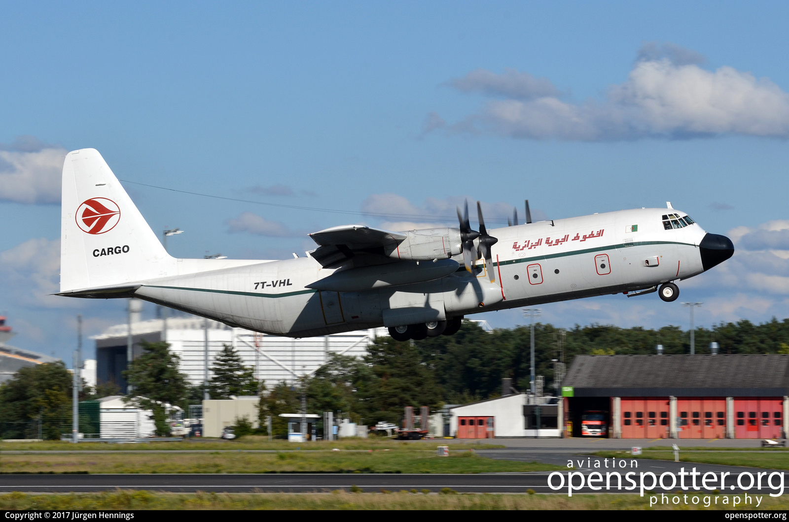 7T-VHL - Air Algérie Lockheed L-100-30 (382G-11C) Hercules at Frankfurt International Airport (FRA/EDDF) taken by Jürgen Hennings | openspotter.org | ID: 47360