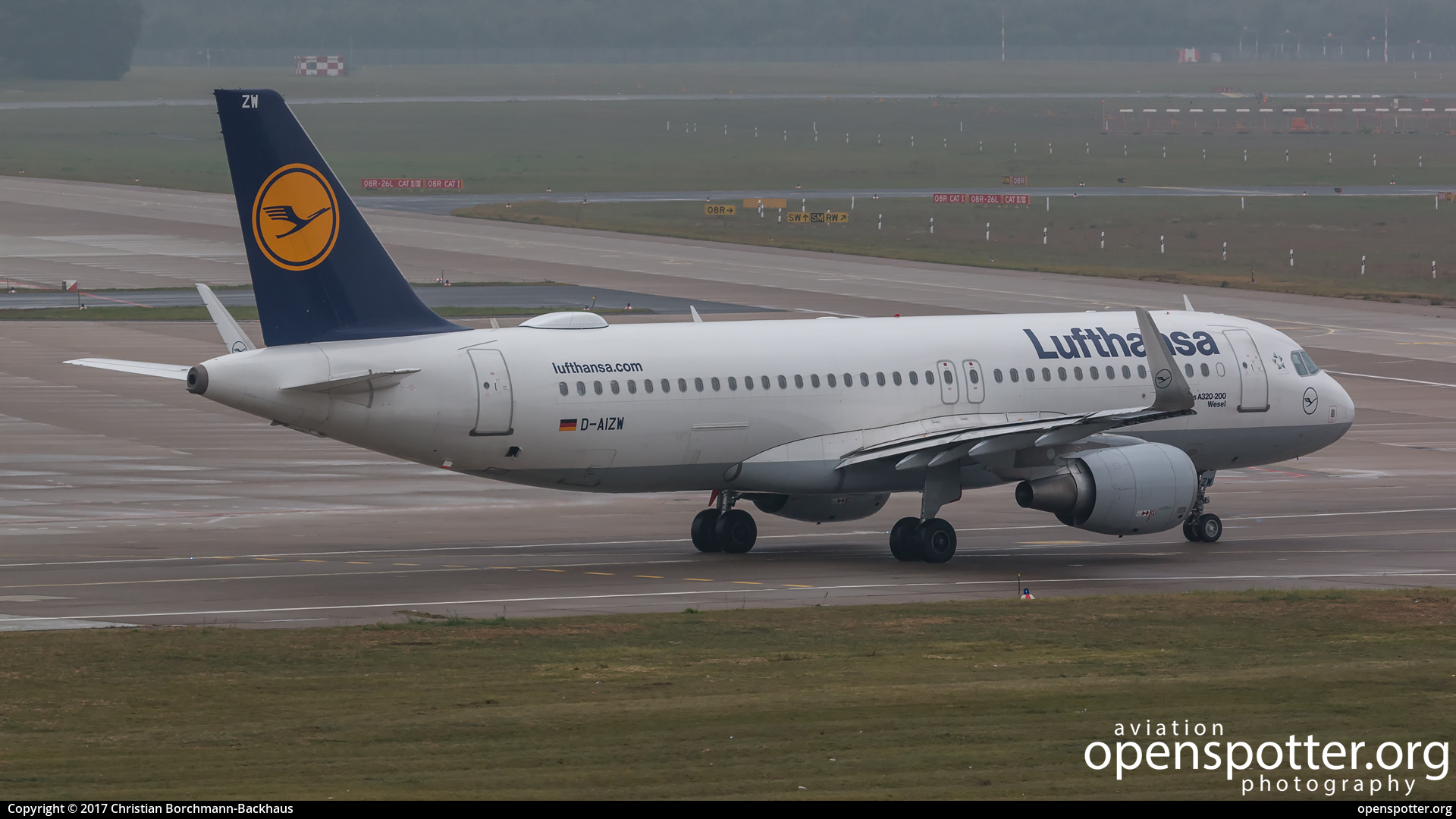 D-AIZW - Lufthansa Airbus A320-214(WL) at Berlin-Tegel Airport (TXL/EDDT) taken by Christian Borchmann-Backhaus | openspotter.org | ID: 71598