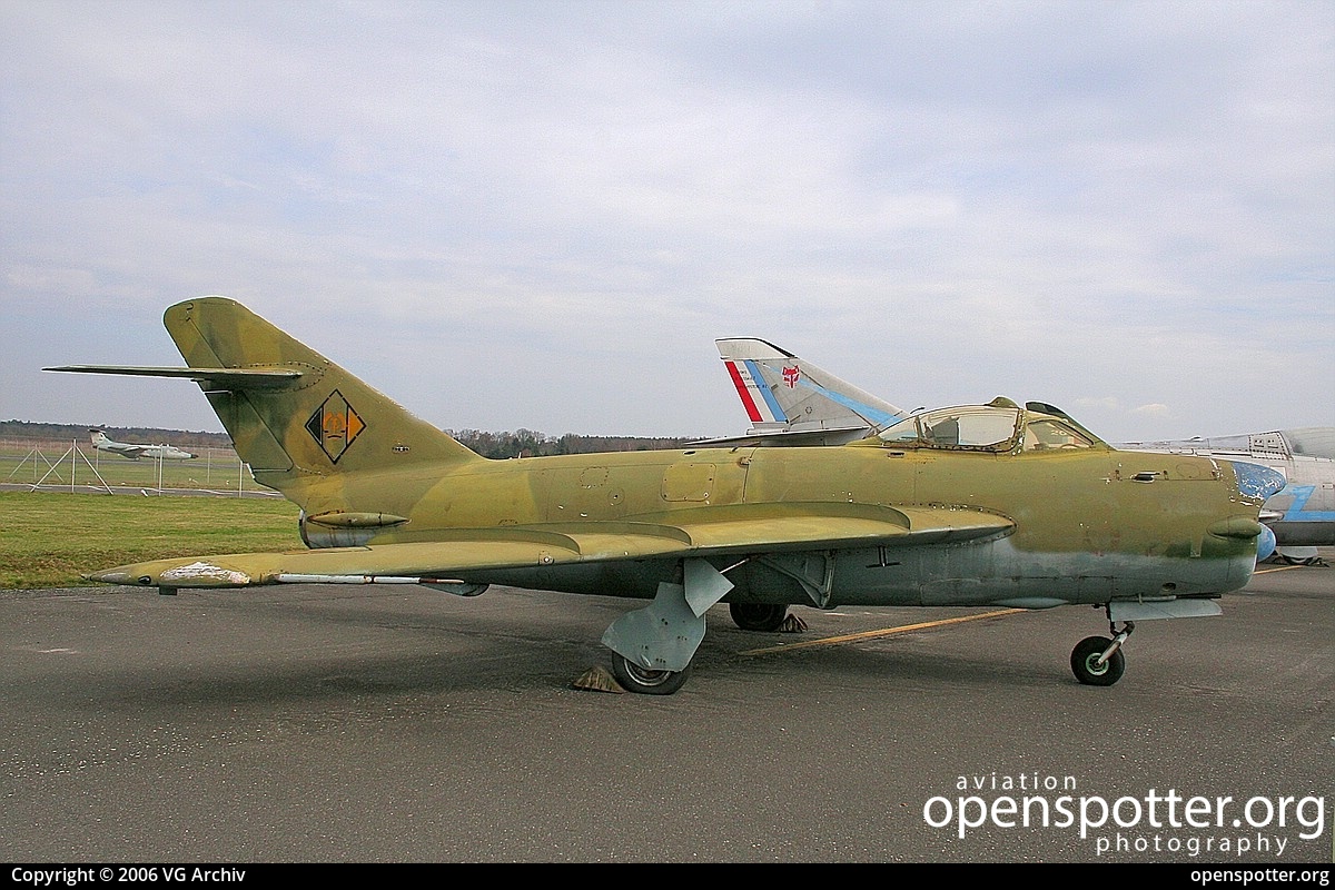 615 - Luftstreitkräfte der DDR (East German Air Force) Mikoyan-Gurevich MiG-17PF Fresco at RAF Gatow (GWW/EDBG) taken by VG Archiv | openspotter.org | ID: 69265