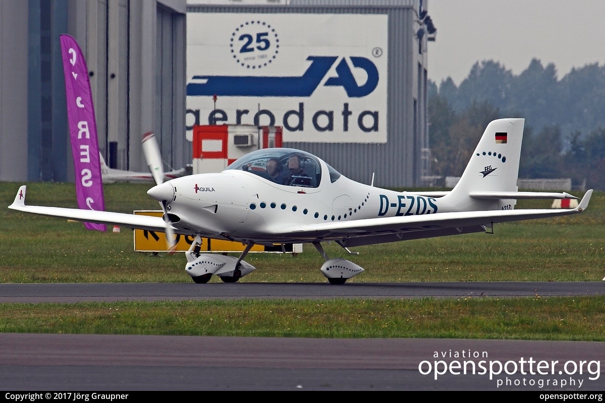 D-EZOS - Private / Untitled Aquila A211 at Braunschweig-Wolfsburg Regional Airport (BWE/EDVE) taken by Jörg Graupner | openspotter.org | ID: 49971