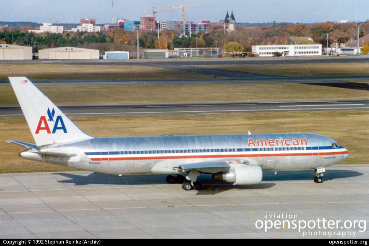 N313AA - American Airlines Boeing 767-223(ER) at Berlin-Tegel Airport (TXL/EDDT) taken by Stephan Reinke (Archiv) | openspotter.org | ID: 51621