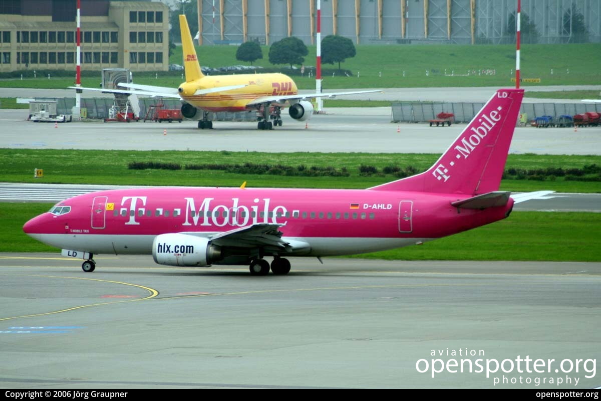 D-AHLD - TUIfly.com Boeing 737-5K5 at Hamburg Airport (Fuhlsbüttel Airport) (HAM/EDDH) taken by Jörg Graupner | openspotter.org | ID: 4963