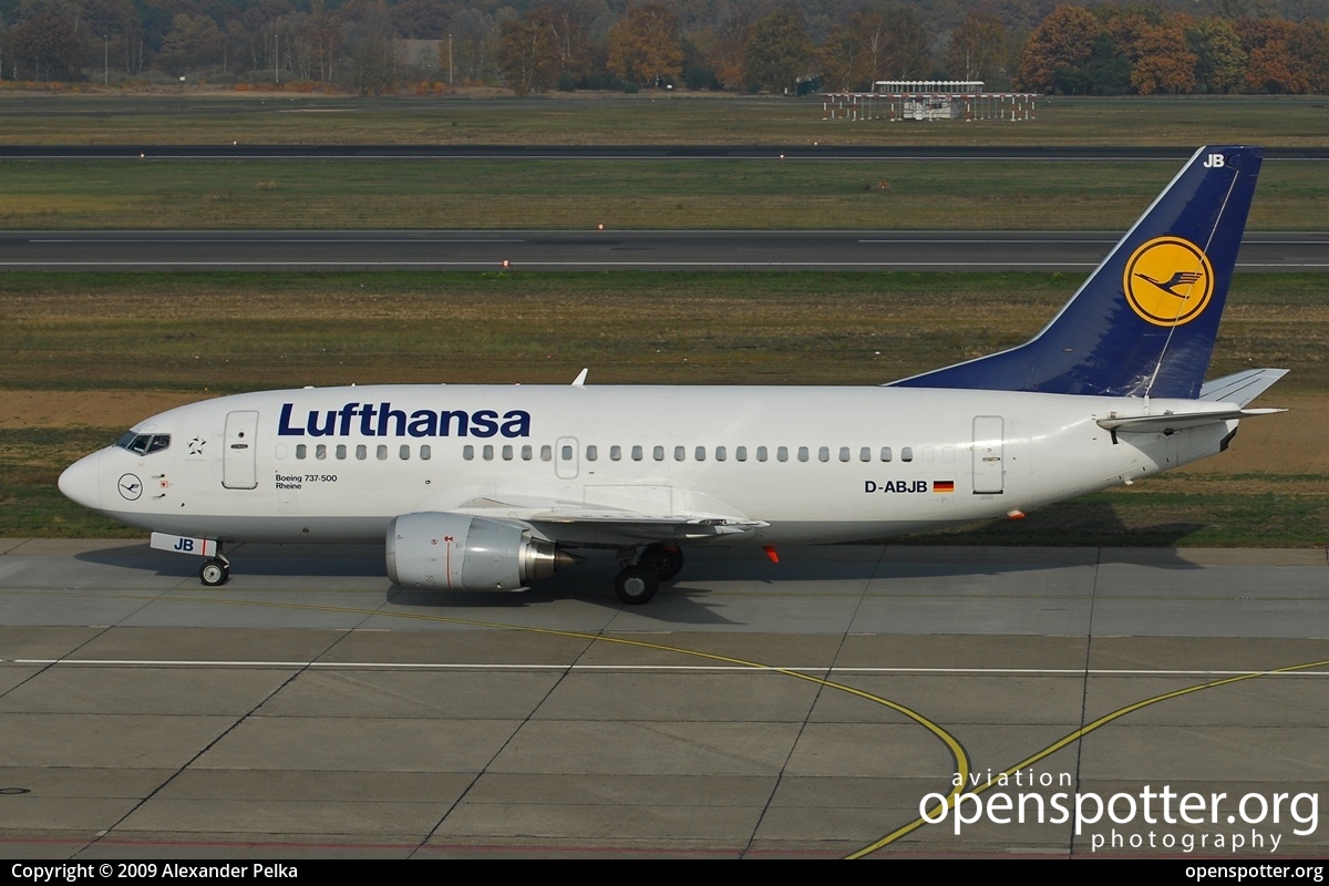 D-ABJB - Lufthansa Boeing 737-530 at Berlin-Tegel Airport (TXL/EDDT) taken by Alexander Pelka | openspotter.org | ID: 39830
