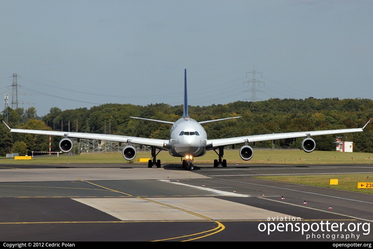 D-AIGS - Lufthansa Airbus A340-313X at Düsseldorf International Airport (DUS/EDDL) taken by Cedric Polan | openspotter.org | ID: 4759