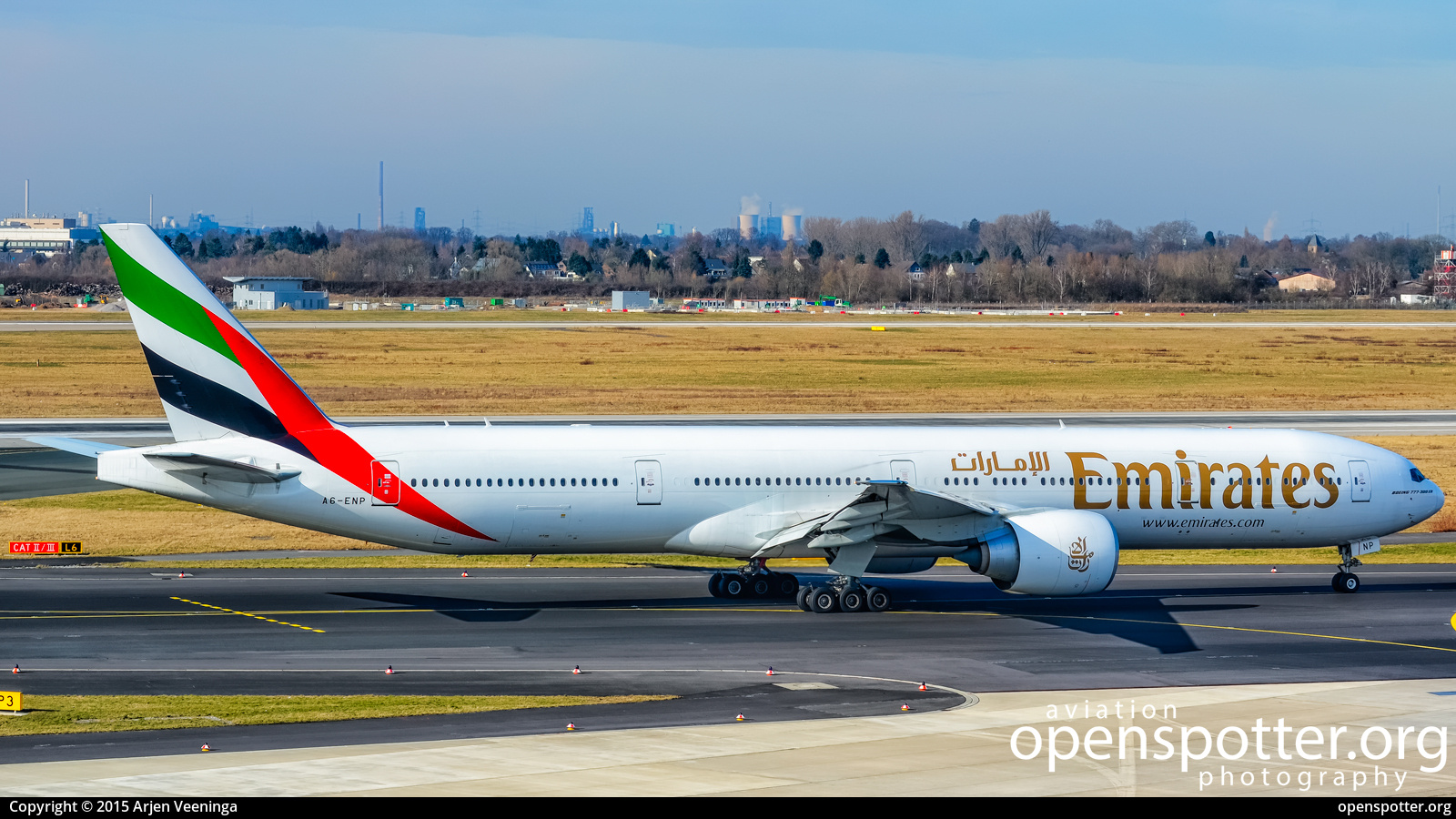 A6-ENP - Emirates Boeing 777-31H(ER) at Düsseldorf International Airport (DUS/EDDL) taken by Arjen Veeninga | openspotter.org | ID: 90159