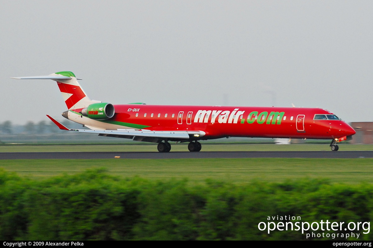 EI-DUX - Myair.com Canadair CL-600-2D24 Regional Jet CRJ-900 at Schiphol Airport (AMS/EHAM) taken by Alexander Pelka | openspotter.org | ID: 21837