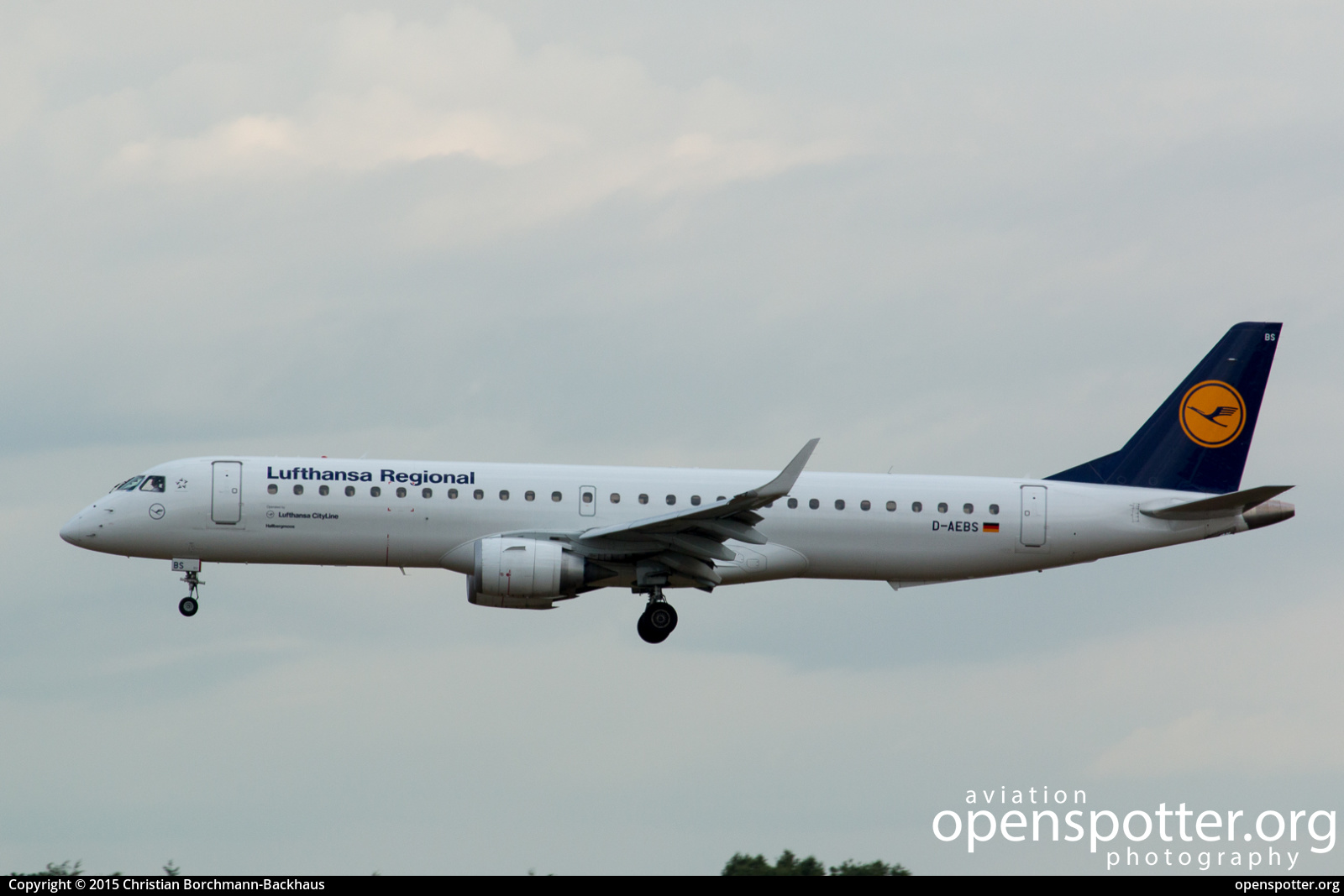 D-AEBS - Lufthansa CityLine Embraer ERJ-195LR (ERJ-190-200 LR) at Franz Josef Strauss International Airport (MUC/EDDM) taken by Christian Borchmann-Backhaus | openspotter.org | ID: 50086