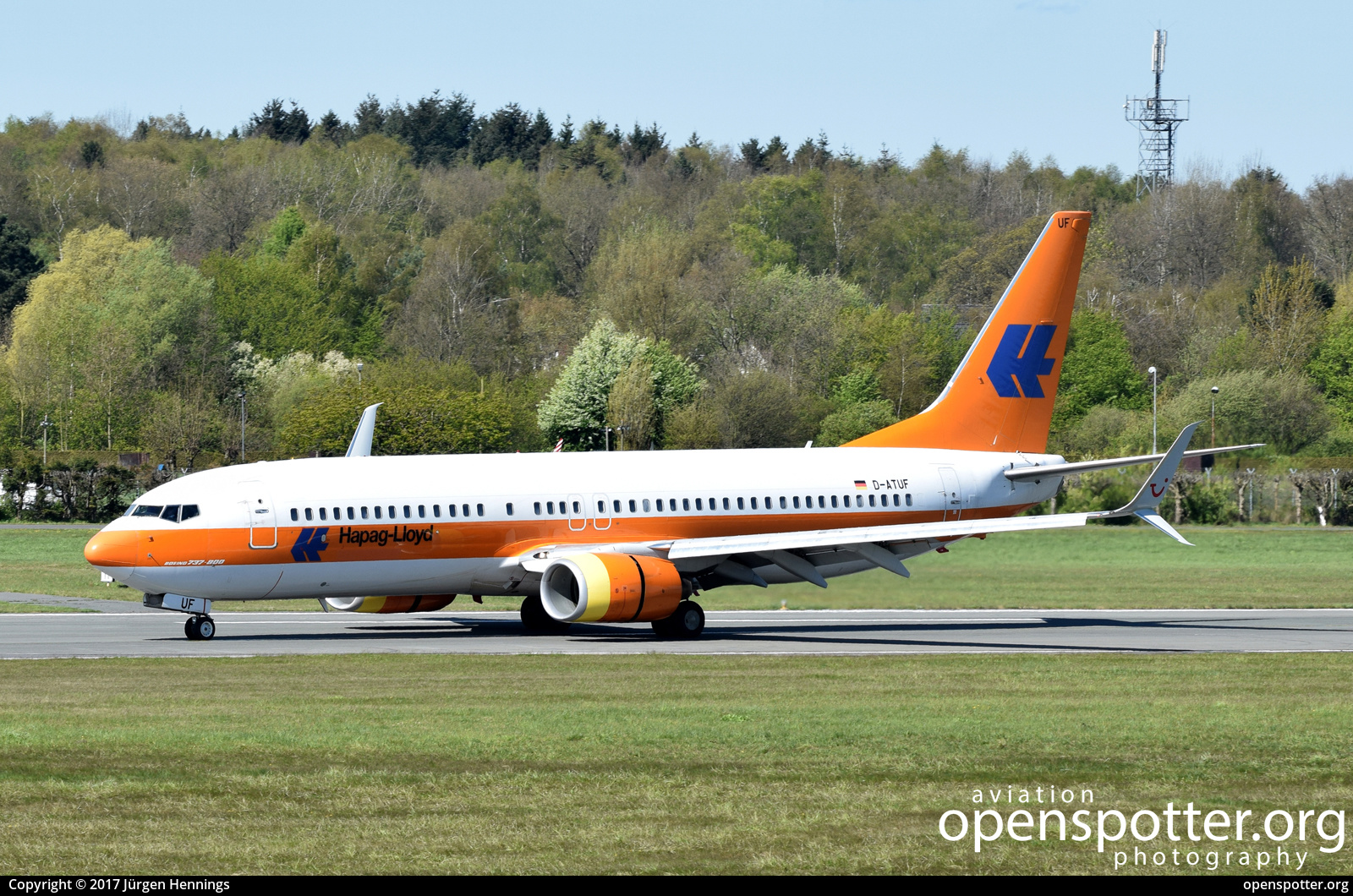 D-ATUF - TUIfly.com Boeing 737-8K5(WL) at Hamburg Airport (Fuhlsbüttel Airport) (HAM/EDDH) taken by Jürgen Hennings | openspotter.org | ID: 42822