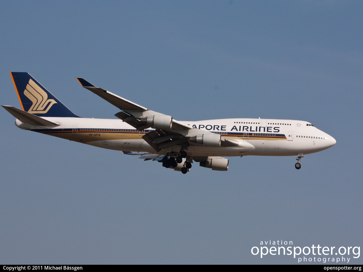 9V-SPQ - Singapore Airlines Boeing 747-412 at Frankfurt International Airport (FRA/EDDF) taken by Michael Bässgen | openspotter.org | ID: 1519