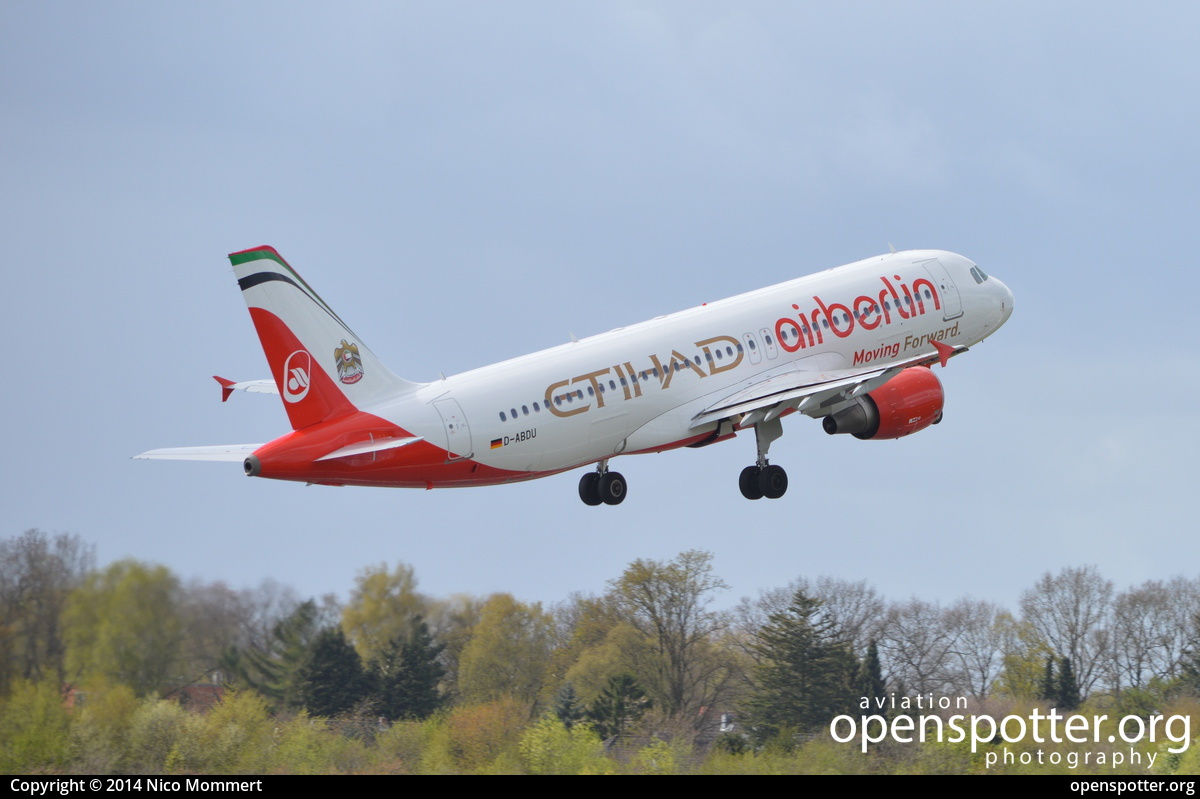 D-ABDU - Air Berlin Airbus A320-214 at Hamburg Airport (Fuhlsbüttel Airport) (HAM/EDDH) taken by Nico Mommert | openspotter.org | ID: 15258