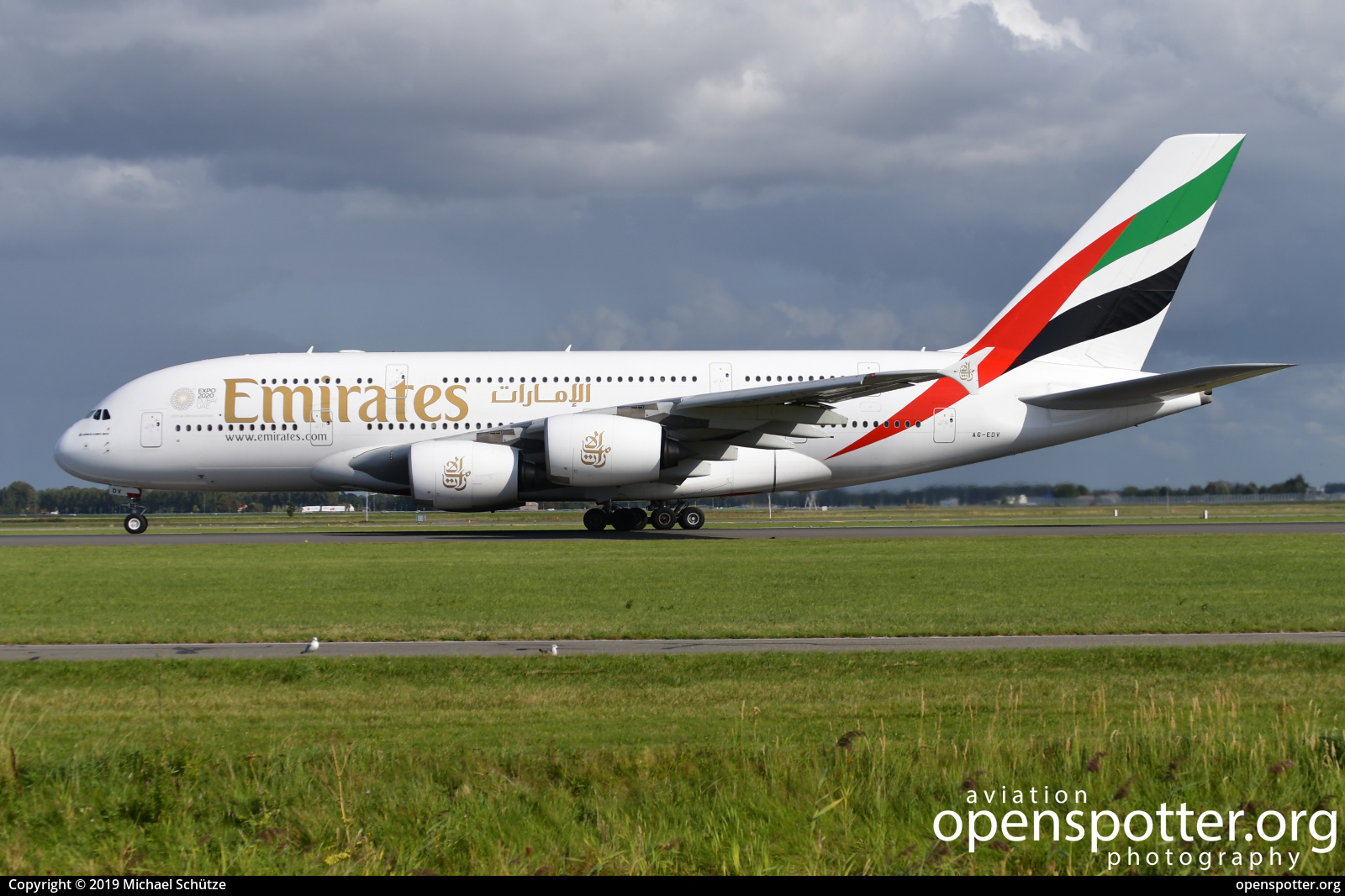 A6-EDV - Emirates Airbus A380-861 at Schiphol Airport (AMS/EHAM) taken by Michael Schütze | openspotter.org | ID: 64634