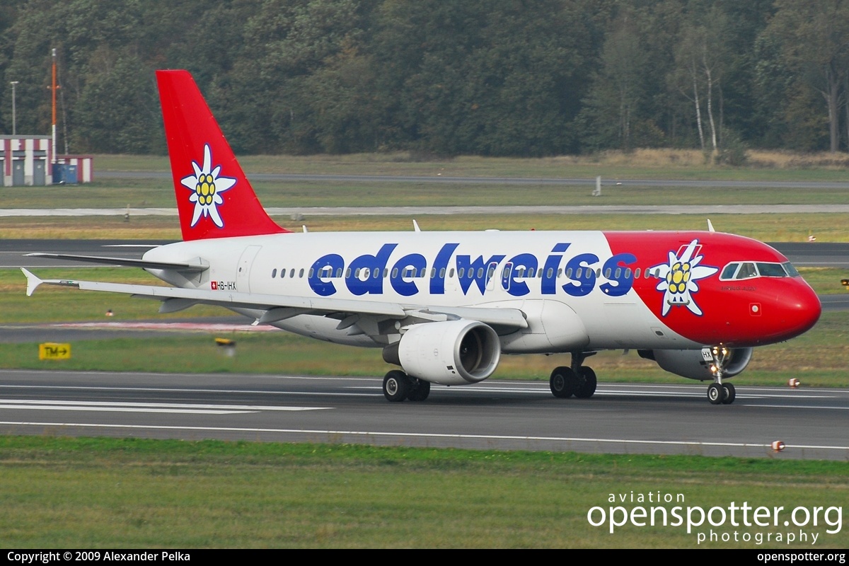 HB-IHX - Edelweiss Air Airbus A320-214 at Berlin-Tegel Airport (TXL/EDDT) taken by Alexander Pelka | openspotter.org | ID: 39783