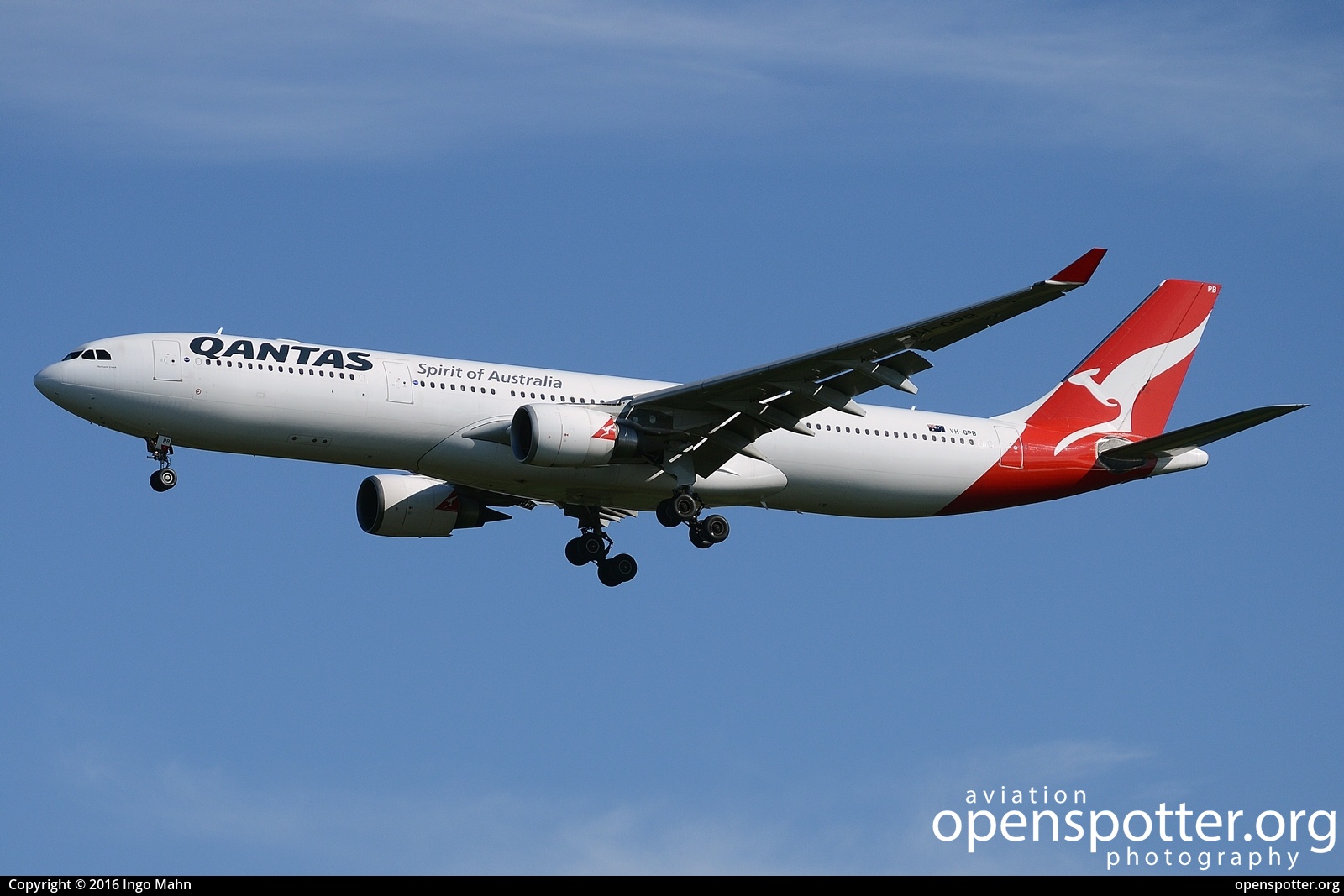 VH-QPB - Qantas Airbus A330-303 at Suvarnabhumi Airport (New Bangkok International Airport) (BKK/VTBS) taken by Ingo Mahn | openspotter.org | ID: 40248