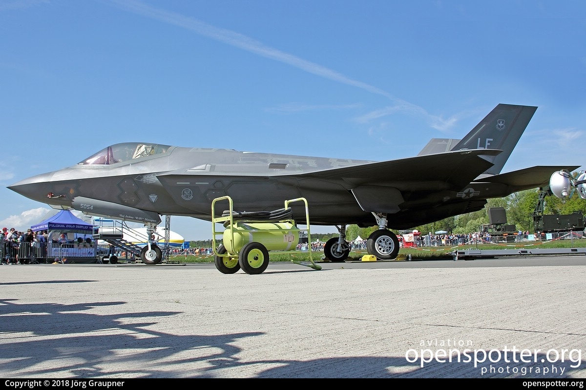 12-5054 - US Airforce (USAF) Lockheed Martin F-35A Lightning II at Berlin-Schönefeld International Airport (SXF/EDDB) taken by Jörg Graupner | openspotter.org | ID: 53402