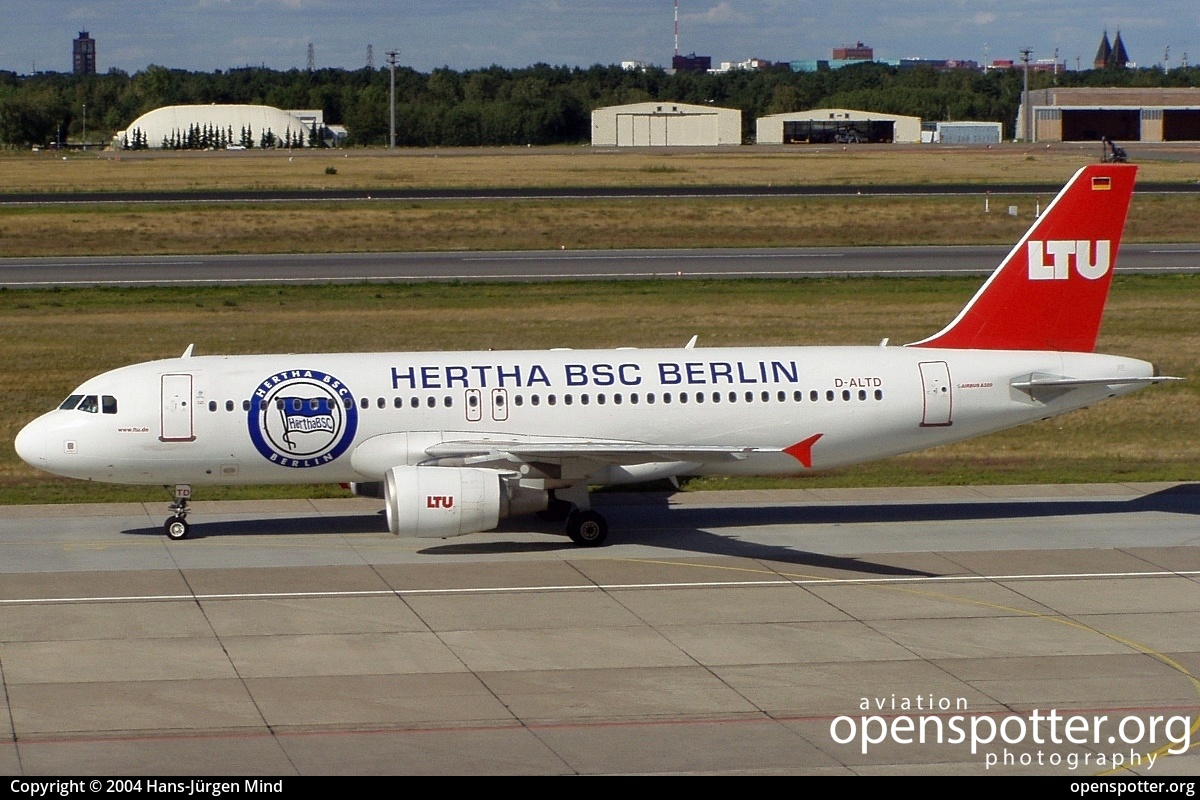 D-ALTD - LTU International Airways Airbus A320-214 at Berlin-Tegel Airport (TXL/EDDT) taken by Hans-Jürgen Mind | openspotter.org | ID: 42444