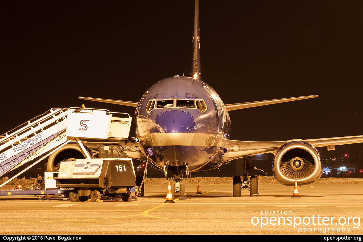 TF-BBF - Bluebird Cargo Boeing 737-36ESF at Sofia Airport (SOF/LBSF) taken by Pavel Bogdanov | openspotter.org | ID: 27397