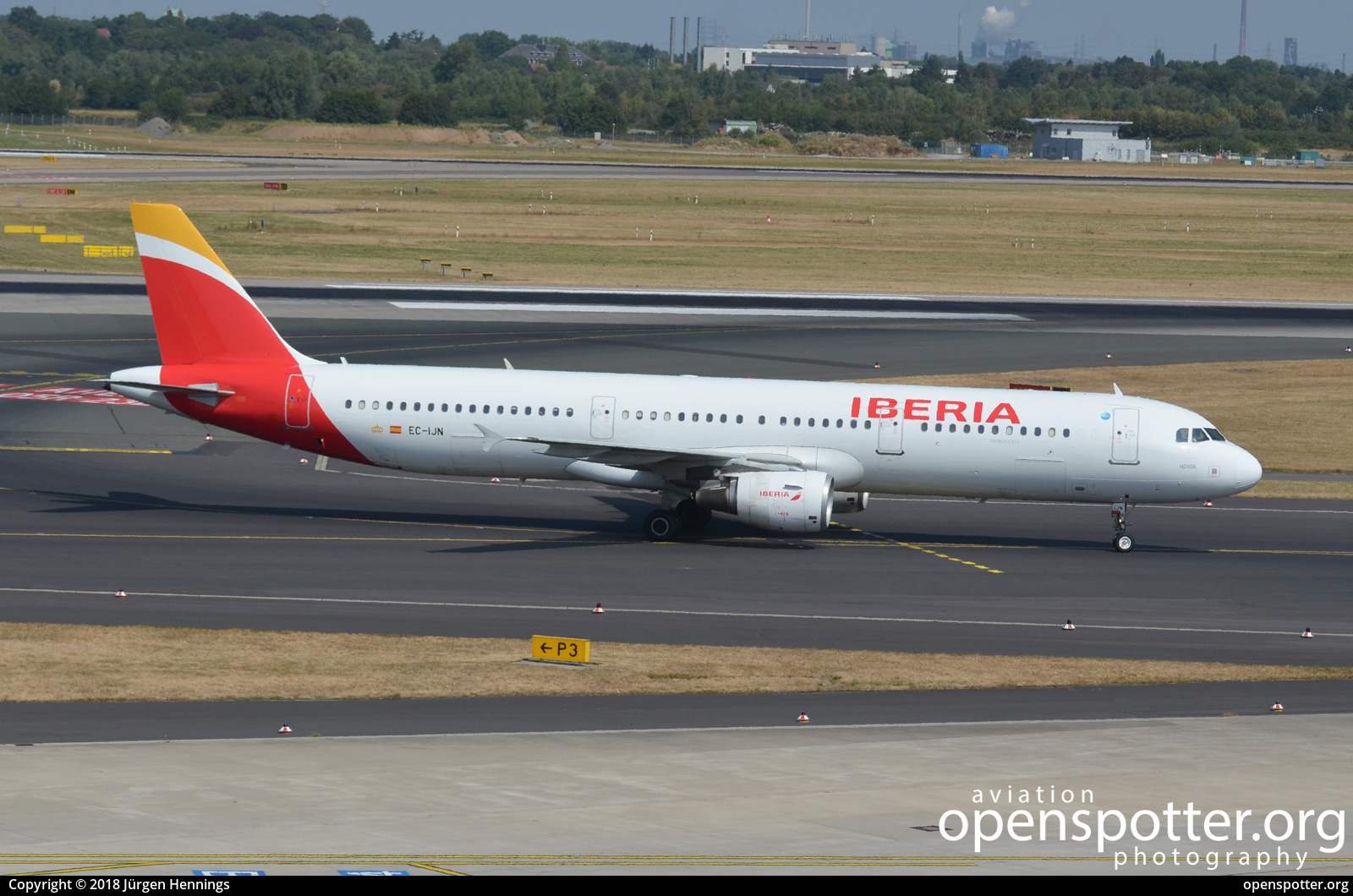 EC-IJN - Iberia Airlines Airbus A321-211 at Düsseldorf International Airport (DUS/EDDL) taken by Jürgen Hennings | openspotter.org | ID: 58770