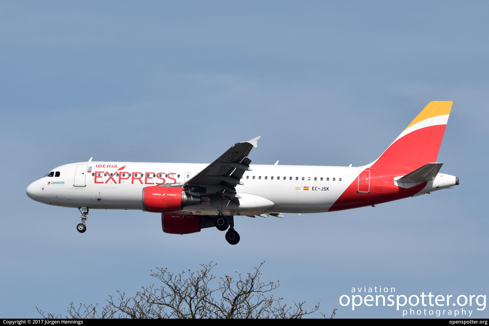 EC-JSK - Iberia Express Airbus A320-214 at Berlin-Tegel Airport (TXL/EDDT) taken by Jürgen Hennings | openspotter.org | ID: 42454