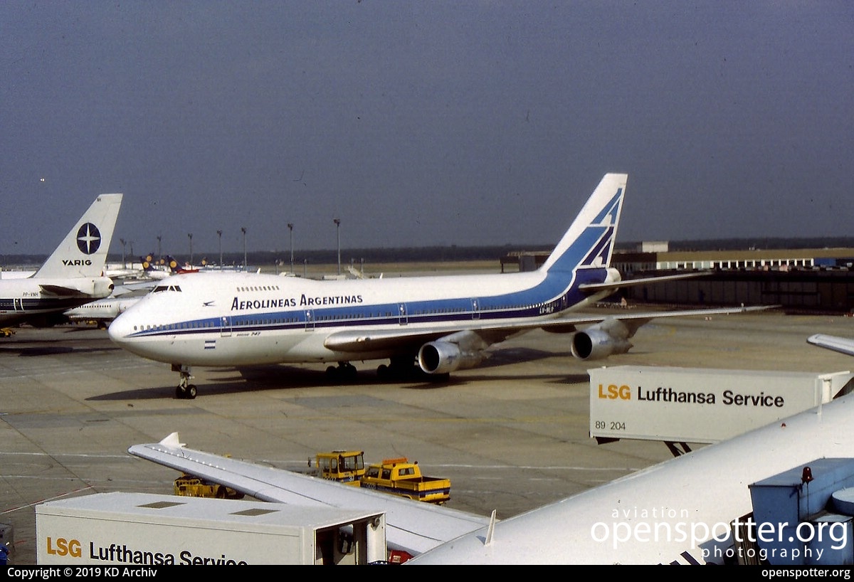 LV-MLR - Aerolineas Argentinas Boeing 747-287B at Frankfurt International Airport (FRA/EDDF) taken by KD Archiv | openspotter.org | ID: 61049