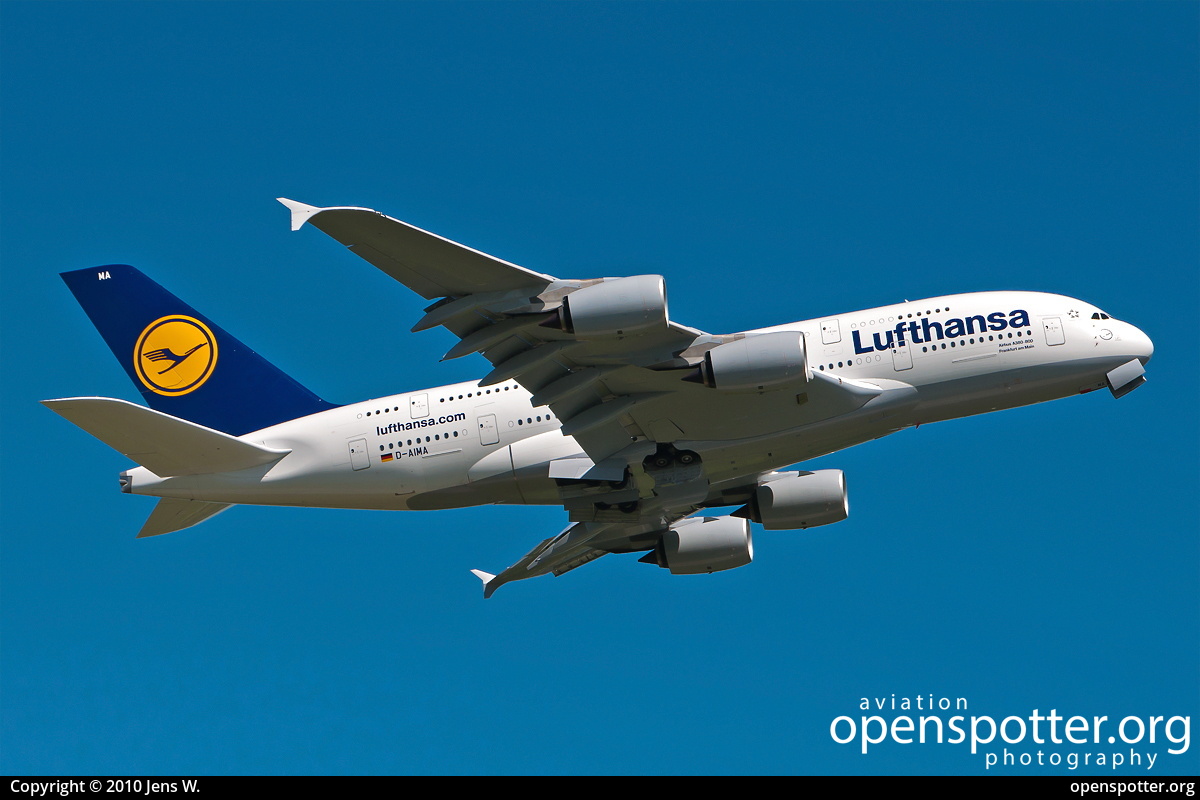 D-AIMA - Lufthansa Airbus A380-841 at Hanover-Langenhagen Airport (HAJ/EDDV) taken by Jens W. | openspotter.org | ID: 4743