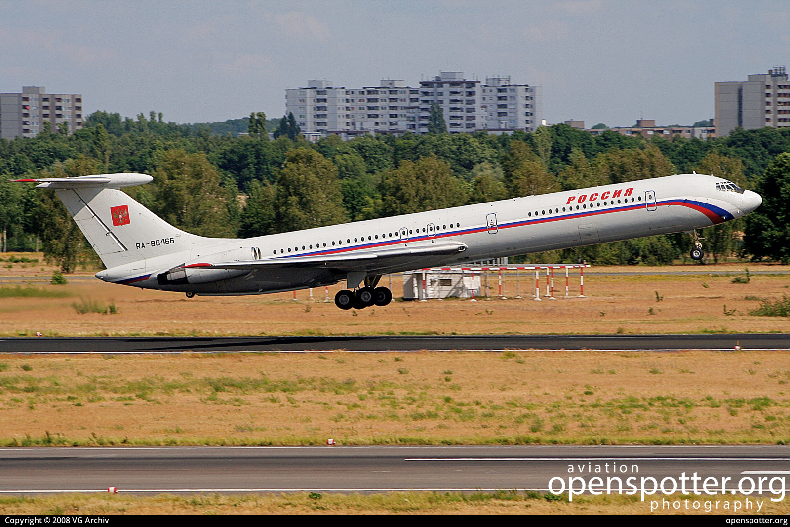 RA-86466 - Rossiya - Russian Airlines Ilyushin Il-62M at Berlin-Tegel Airport (TXL/EDDT) taken by VG Archiv | openspotter.org | ID: 88187