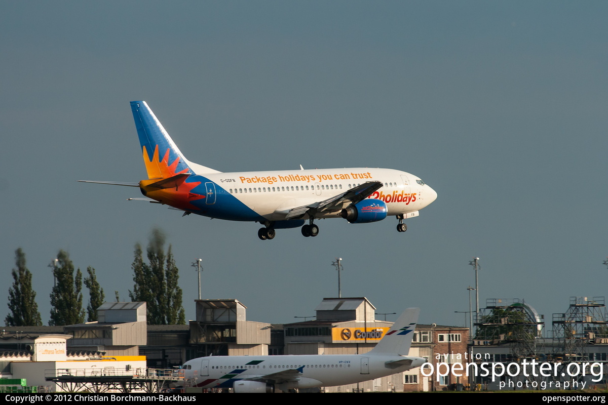 G-GDFB - Jet2.com Boeing 737-33A at Berlin-Schönefeld International Airport (SXF/EDDB) taken by Christian Borchmann-Backhaus | openspotter.org | ID: 3933