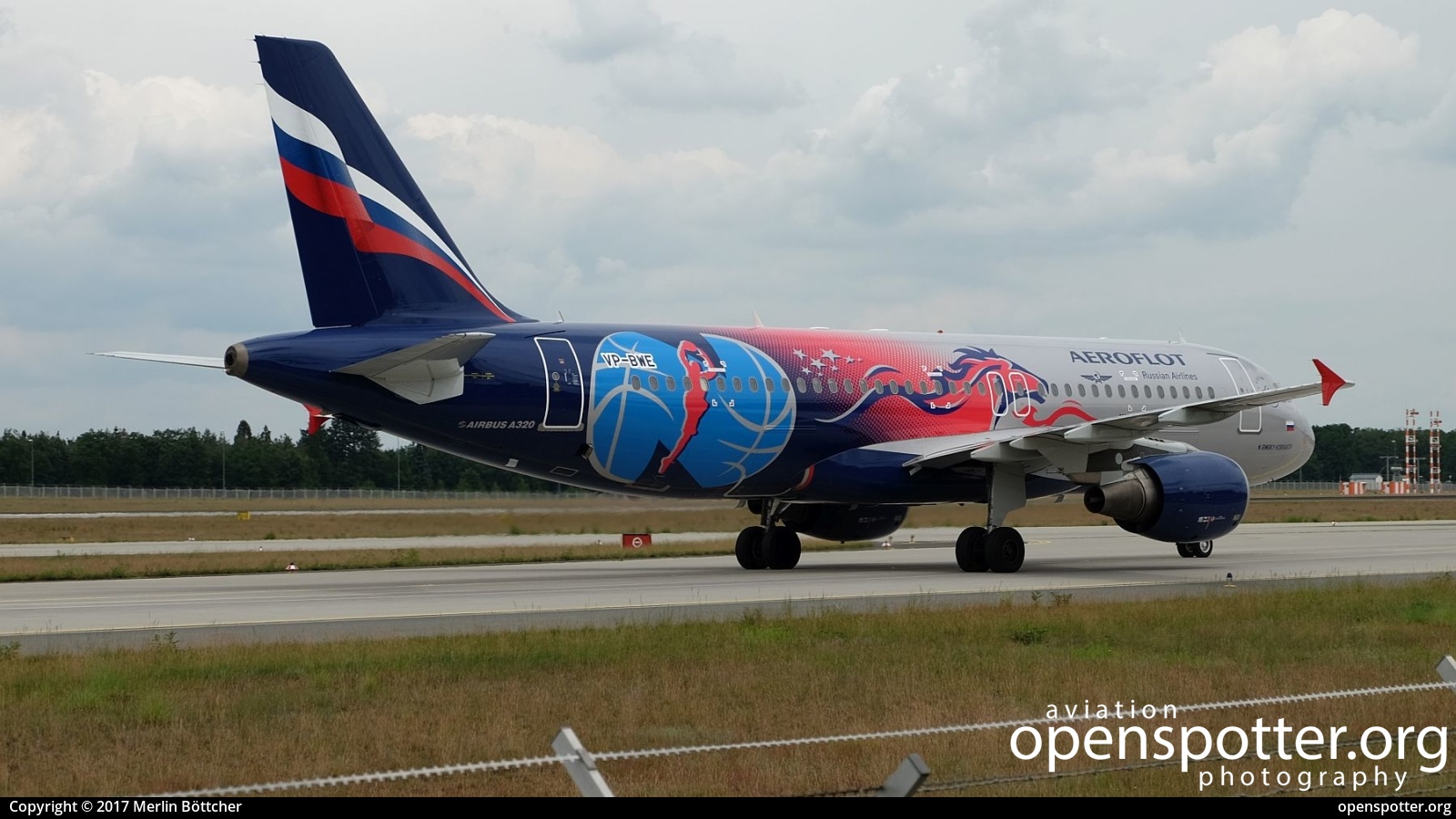 VP-BWE - Aeroflot Russian Airlines Airbus A320-214 at Frankfurt International Airport (FRA/EDDF) taken by Merlin Böttcher | openspotter.org | ID: 43172