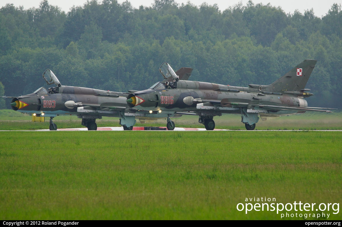 8816 - Polish Air Force Sukhoi Su-22M4 at Swidwin Airport (EPSN) taken by Roland Pogander | openspotter.org | ID: 3467