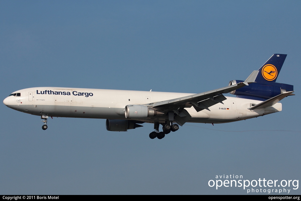 D-ALCE - Lufthansa Cargo McDonnell Douglas MD-11F at Frankfurt International Airport (FRA/EDDF) taken by Boris Motel | openspotter.org | ID: 1975
