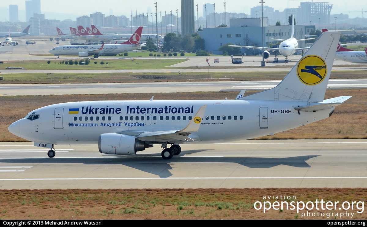 UR-GBE - Ukraine International Airlines Boeing 737-548(WL) at Atatürk International Airport (Yesilköy International) (IST/LTBA) taken by Mehrad Andrew Watson | openspotter.org | ID: 8748