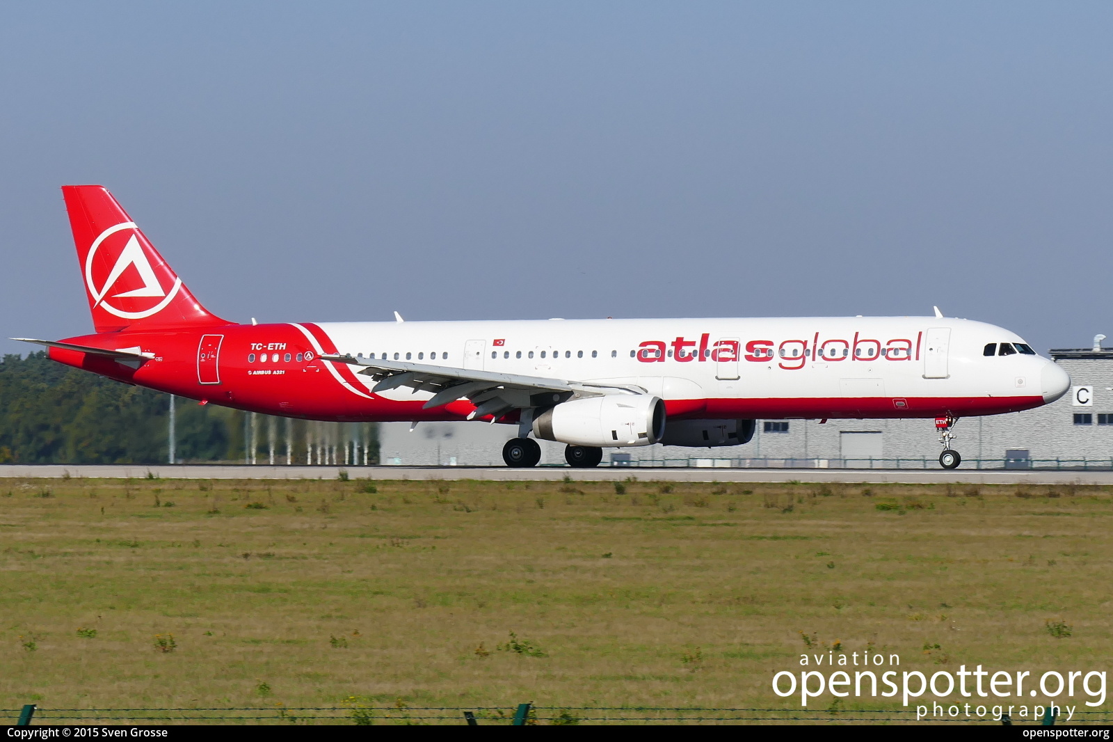 TC-ETH - AtlasGlobal Airbus A321-231 at Berlin-Schönefeld International Airport (SXF/EDDB) taken by Sven Grosse | openspotter.org | ID: 39789