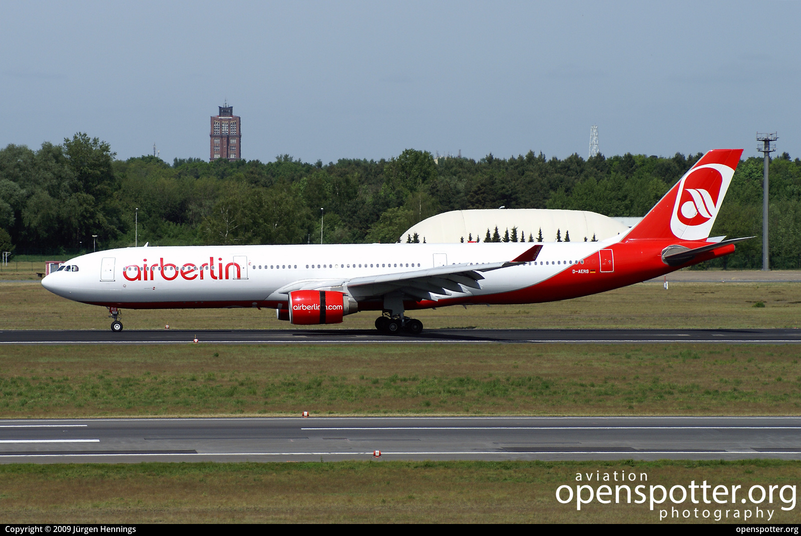D-AERS - Air Berlin Airbus A330-322 at Berlin-Tegel Airport (TXL/EDDT) taken by Jürgen Hennings | openspotter.org | ID: 68527