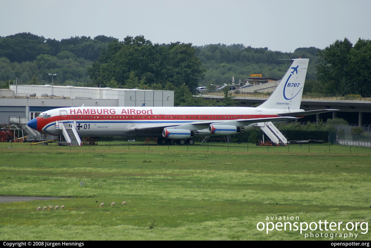 D-AHFG - Private / Untitled Boeing 707-430 at Hamburg Airport (Fuhlsbüttel Airport) (HAM/EDDH) taken by Jürgen Hennings | openspotter.org | ID: 43434