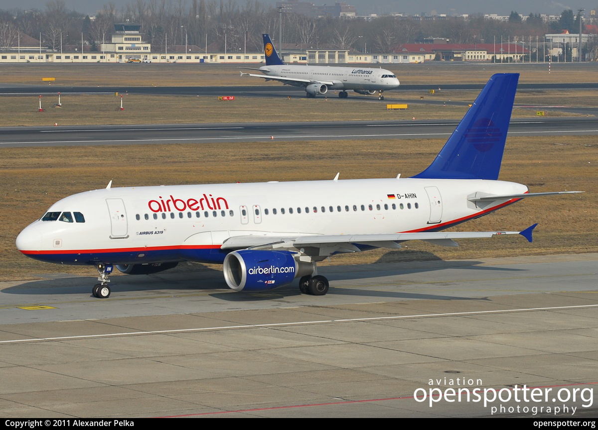 D-AHIN - Air Berlin Airbus A319-112 at Berlin-Tegel Airport (TXL/EDDT) taken by Alexander Pelka | openspotter.org | ID: 9209