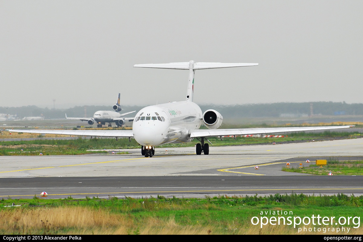 LZ-LDU - Bulgarian Air Charter McDonnell Douglas MD-82 at Frankfurt International Airport (FRA/EDDF) taken by Alexander Pelka | openspotter.org | ID: 9143