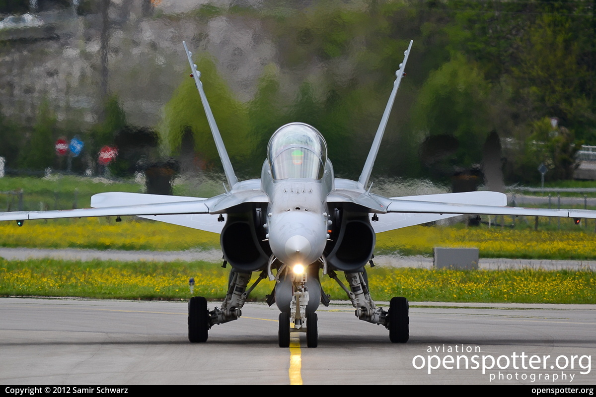 J-5232 - Swiss Air Force McDonnell Douglas F/A-18D Hornet at Meiringen Air Base (LSMM) taken by Samir Schwarz | openspotter.org | ID: 4109