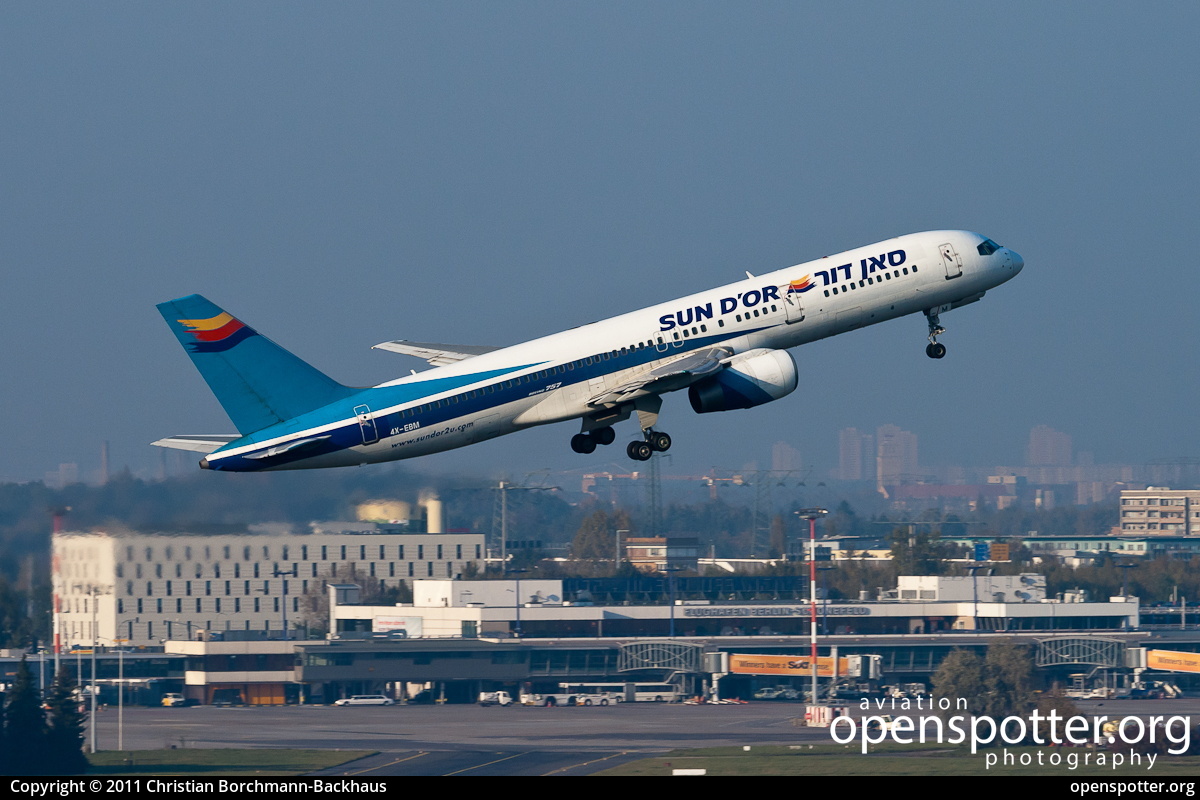 4X-EBM - Sun D'Or Boeing 757-258 at Berlin-Schönefeld International Airport (SXF/EDDB) taken by Christian Borchmann-Backhaus | openspotter.org | ID: 1791