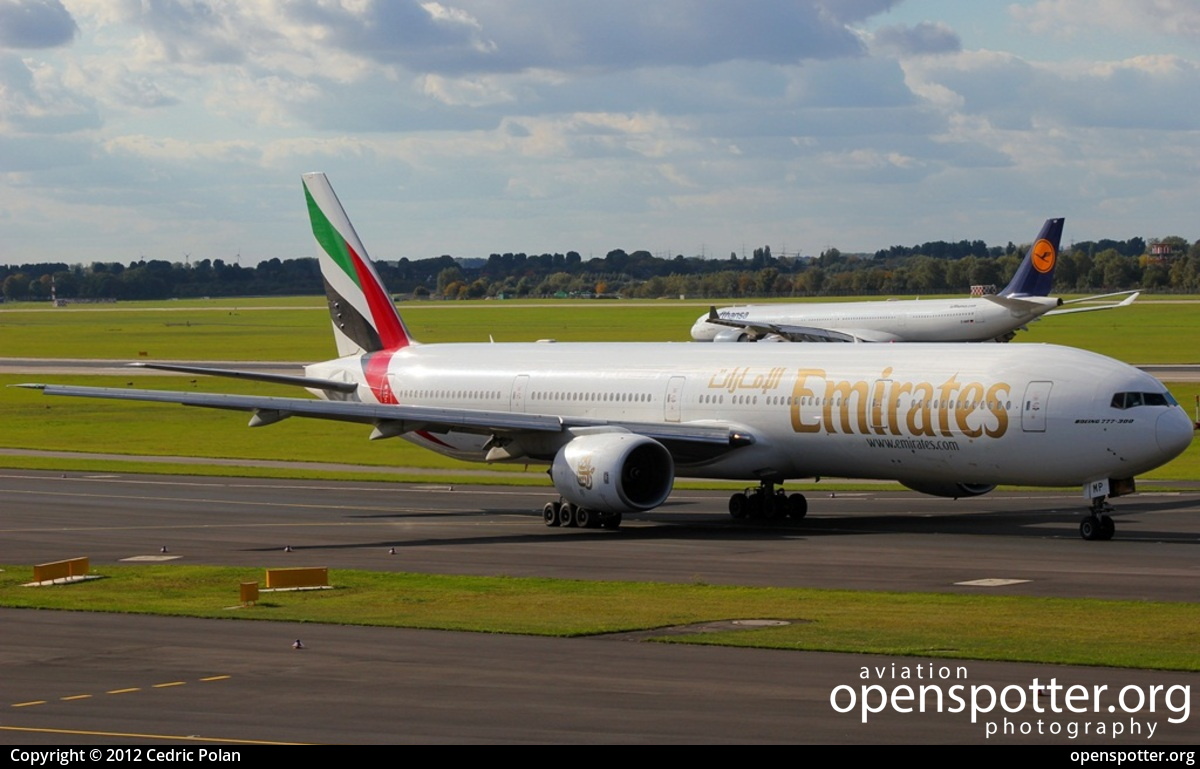 A6-EMP - Emirates Boeing 777-31H at Düsseldorf International Airport (DUS/EDDL) taken by Cedric Polan | openspotter.org | ID: 4752