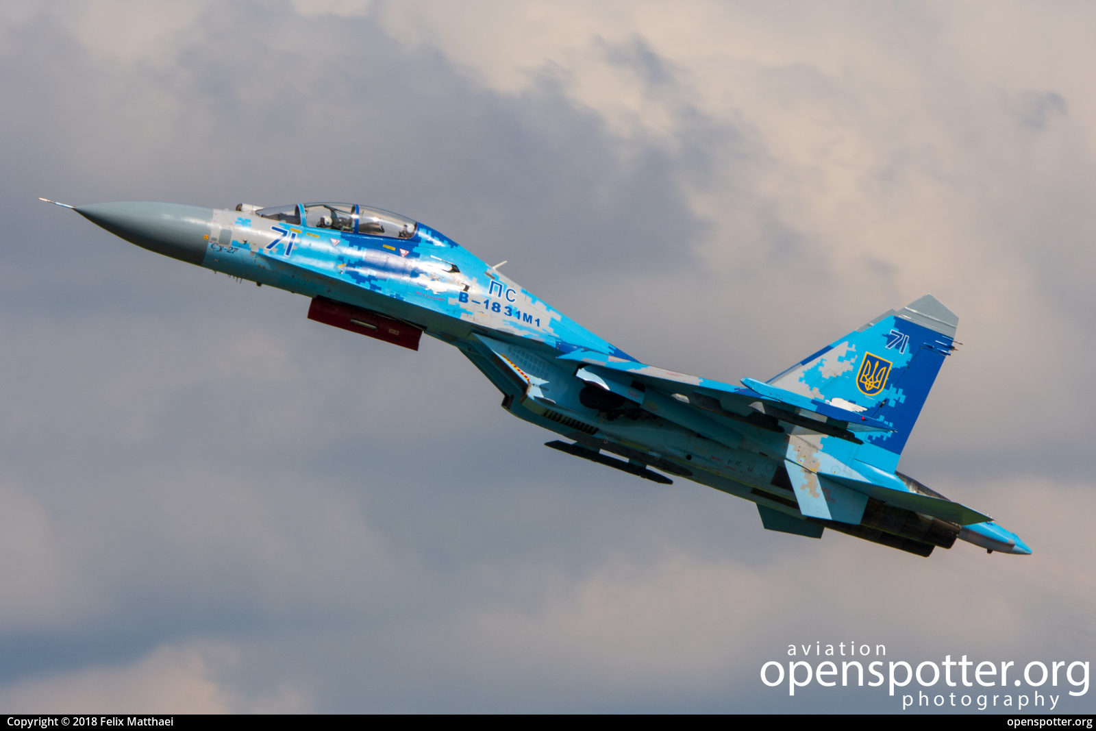 71 BLUE - Ukraine Air Force Sukhoi Su-27 UB1M Flanker at Radom-Sadków Airport (RDO/EPRA) taken by Felix Matthaei | openspotter.org | ID: 56588