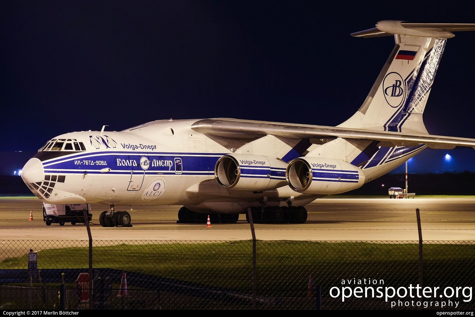 RA-76503 - Volga-Dnepr Airlines Ilyushin Il-76TD-90VD at Hanover-Langenhagen Airport (HAJ/EDDV) taken by Merlin Böttcher | openspotter.org | ID: 45795