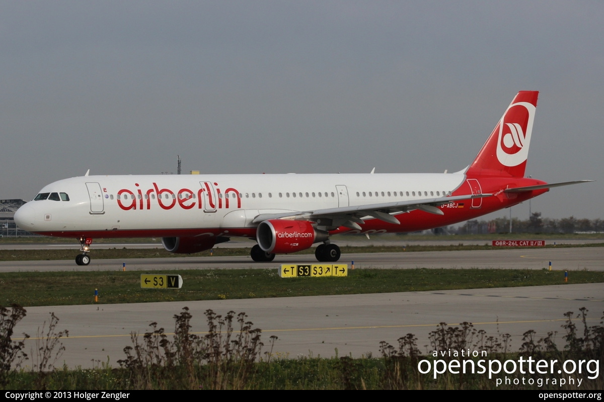 D-ABCJ - Air Berlin Airbus A321-211 at Leipzig/Halle Airport (LEJ/EDDP) taken by Holger Zengler | openspotter.org | ID: 10547